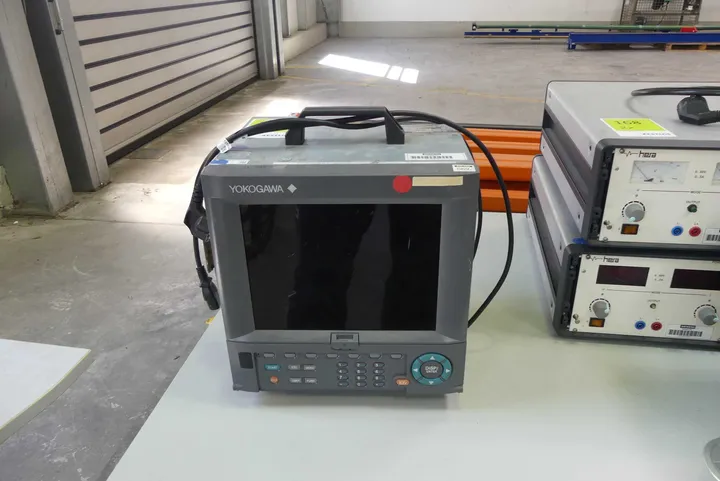 Yokogawa Daqstation Datenlogger Typ: DX2030-3-4-2